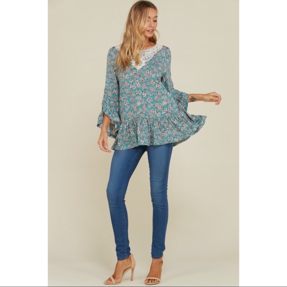 🆕5⭐️Floral Layered Ruffle Sleeve Tunic - Picture 7 of 8
